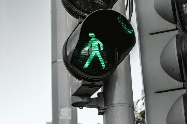 automatic city control crossing green walk